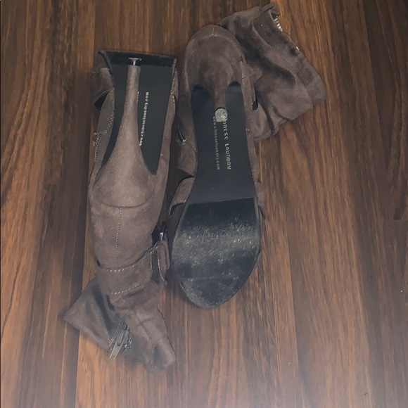 Chinese Laundry open toe heel/bootie - Picture 3 of 5